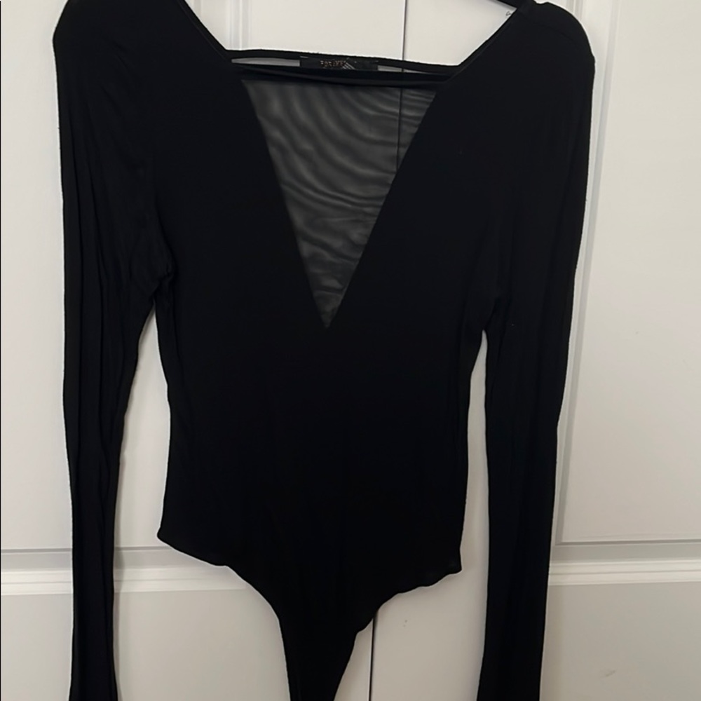 Long sleeve black body suit